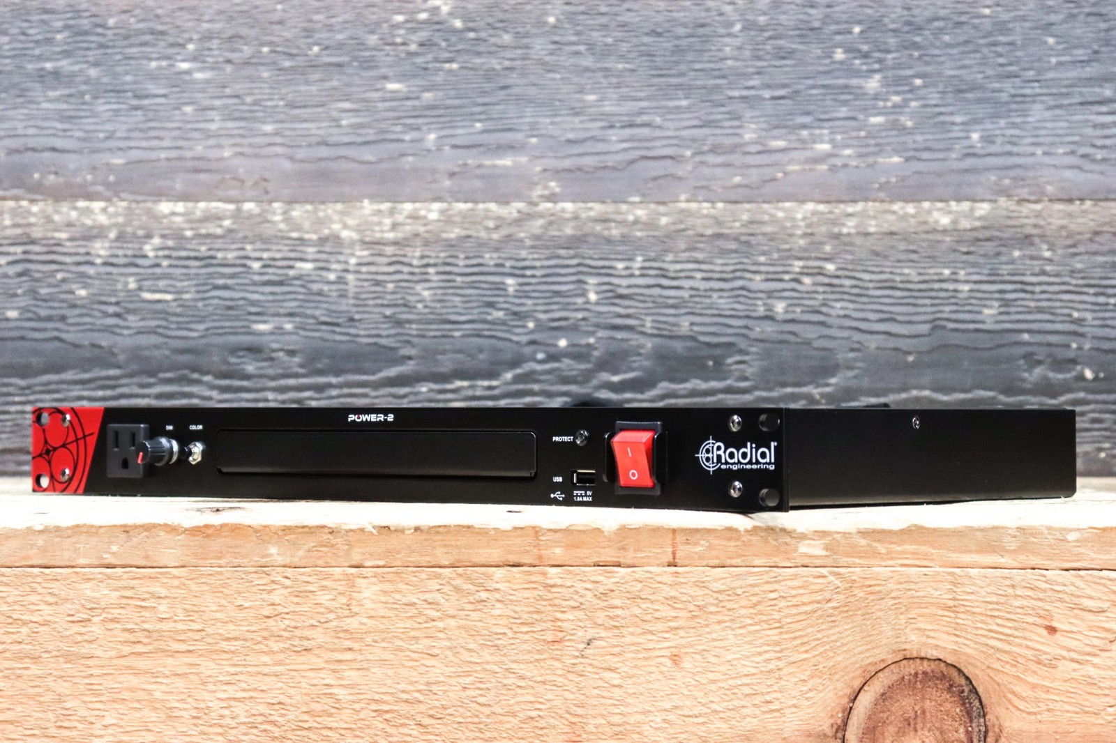 Radial Engineering Power-2 Surge Suppressor & Power Conditioner LED Illumination