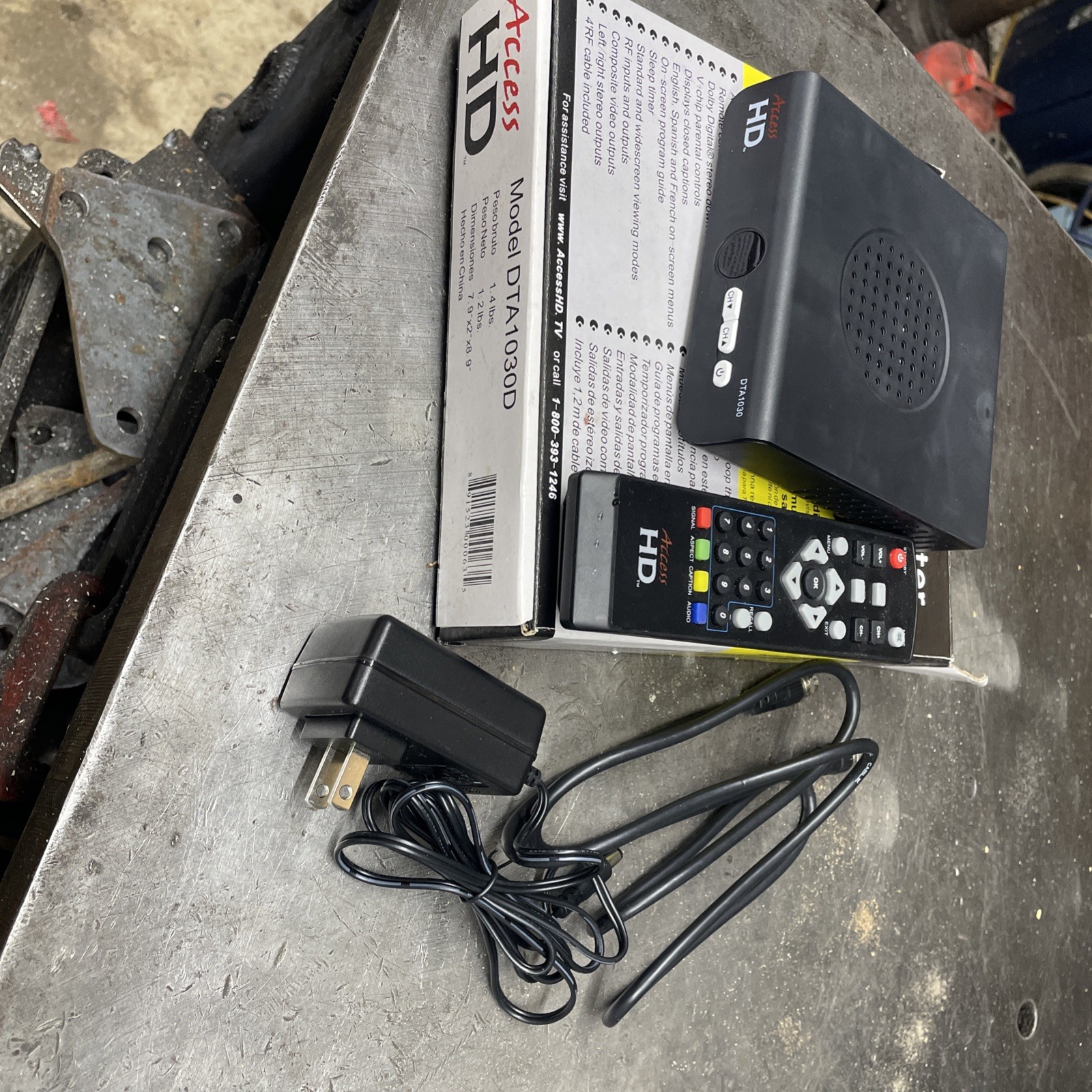Access HD Digital to Analog TV Converter DAC with Remote (DTA1080D)