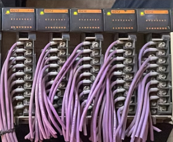 LOT 2PCS OMRON CQM1-ID212 INPUT UNIT 24VDC