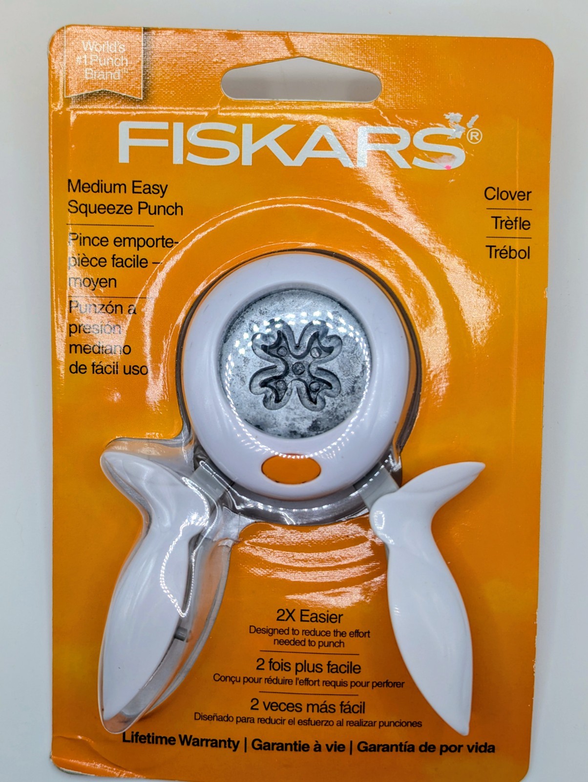 FISKARS Medium Easy Squeeze Punch - Clover Shape 1", NIP