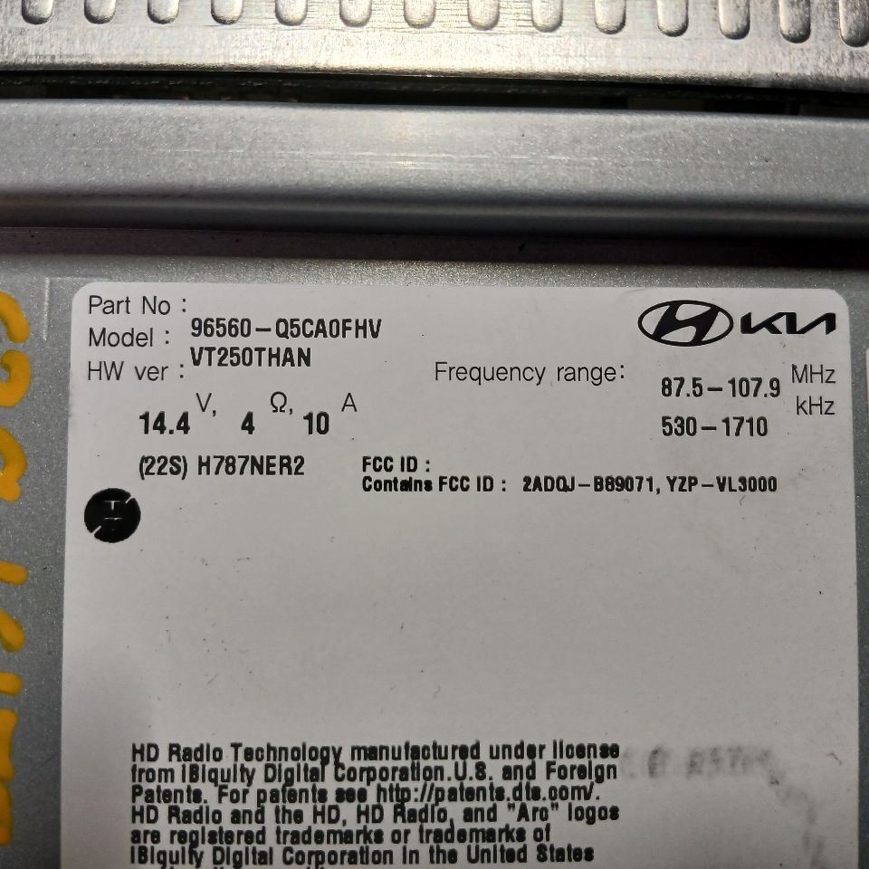 Audio Equipment Radio Display And Receiver US Market Fits 24-25 SELTOS 211250