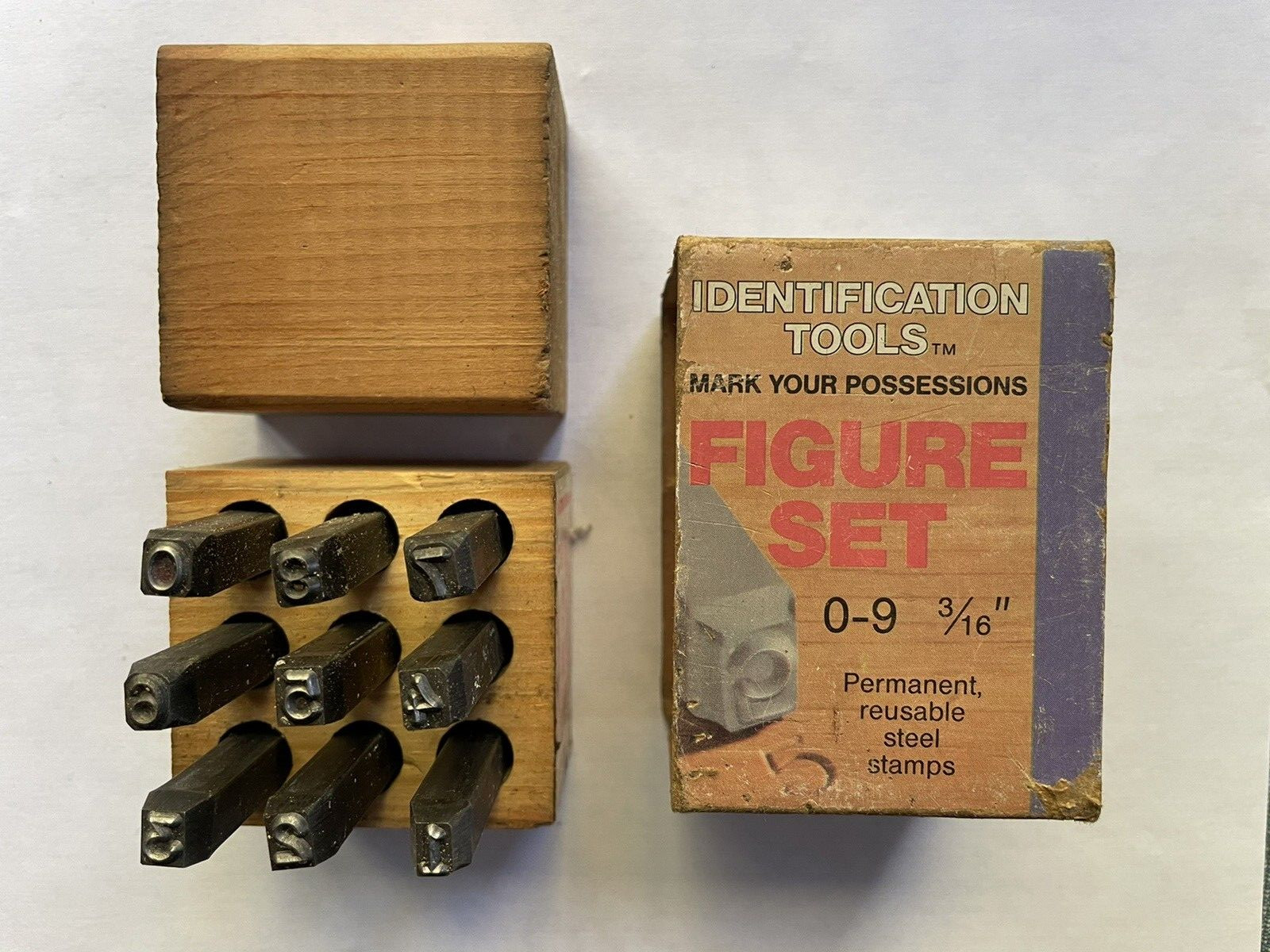 VINTAGE 3/16" STEEL FIGURE SET - NUMBERS 0-9, IN WOODEN BOX - YOUNG BROS. USA