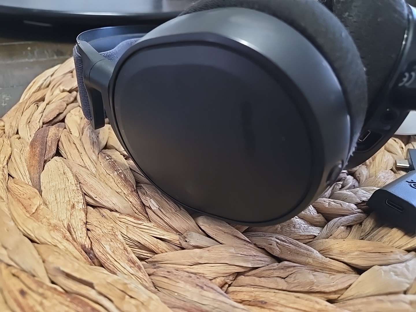 Steelseries Headphones And Mouse