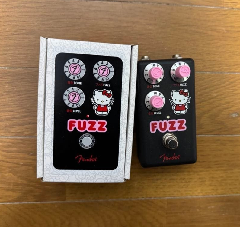 Fender Hello Kitty Fuzz Black Limited Guitar Effects Pedal Musical Instruments