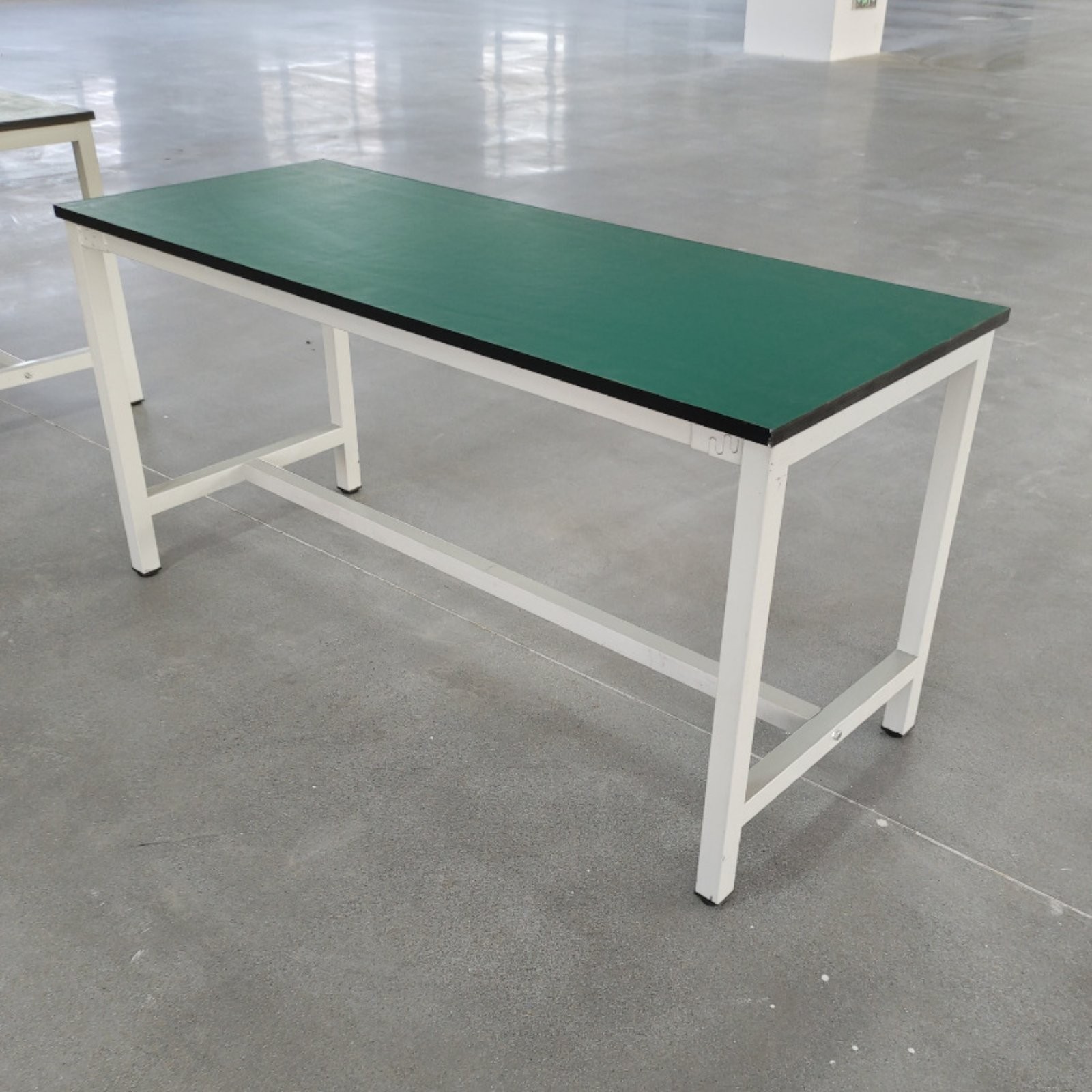 Anti Workbench High Load Capacity Heavy-duty Work Table Sturdy Research Bench