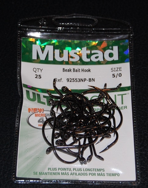 25 Pack Mustad Ultra Point 92553NPBN-50 Black Nickel Octopus Beak Hooks Size 5/0