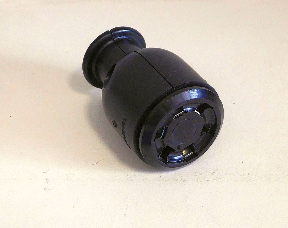 NEW SCARCE 6 (SIX) PIN FEMALE SOCKET FOR LESLIE, HAMMOND ORGANS AND SPEAKERS