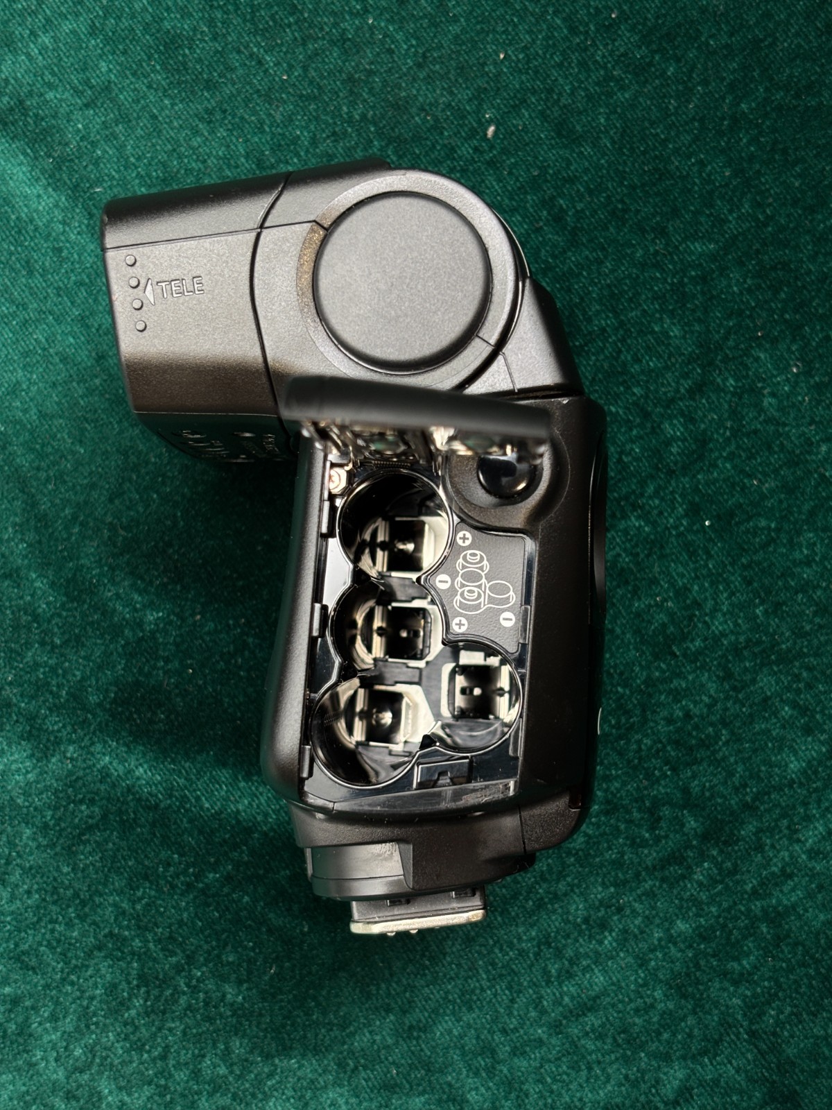 Canon Speedlite 320EX/Flash/Works