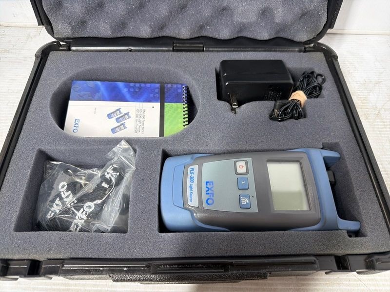 EXFO Fibre Optic Tester MODEL FLS-300