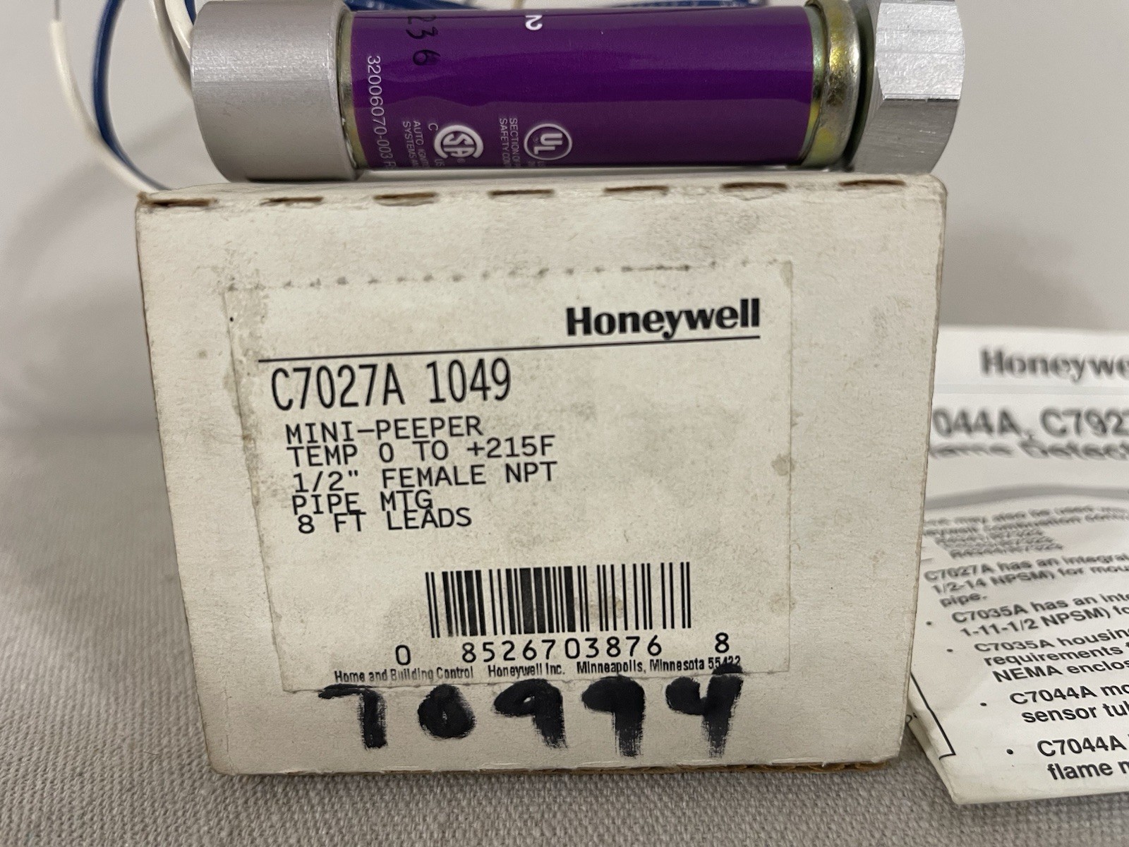 Honeywell C7027A1049 Flame Detector Sensor Mini-Peeper
