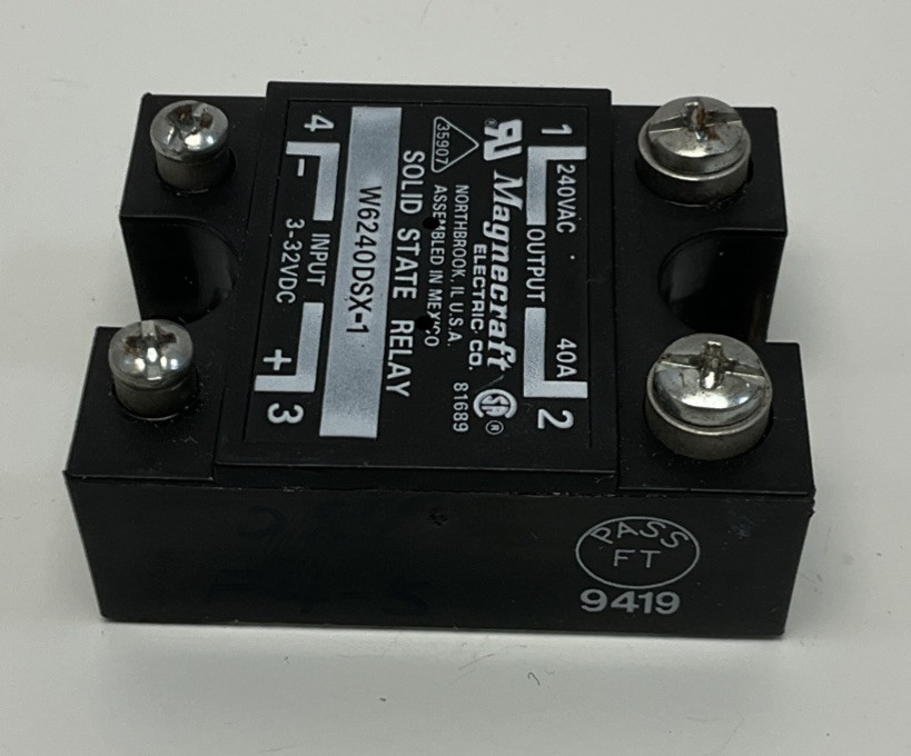Magnecraft W6240DSX-1 Solid State Relay Input: 3-32VDC Output 240VDC