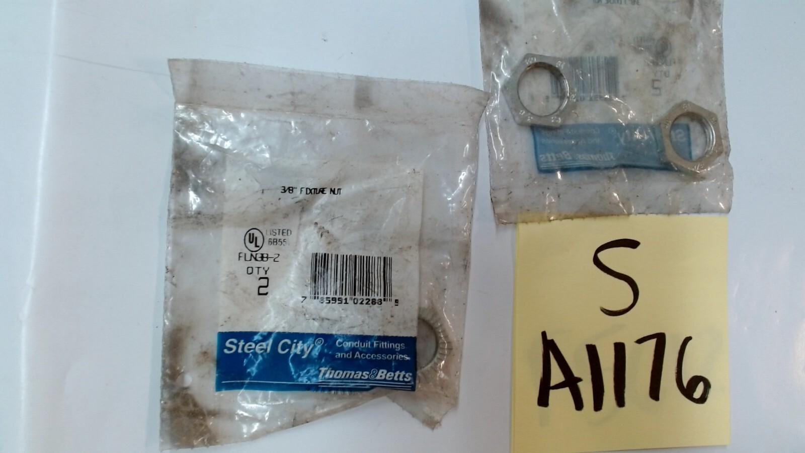 3/8" Fixture nut QTY 2 Thomas & Betts (Lot of 2)