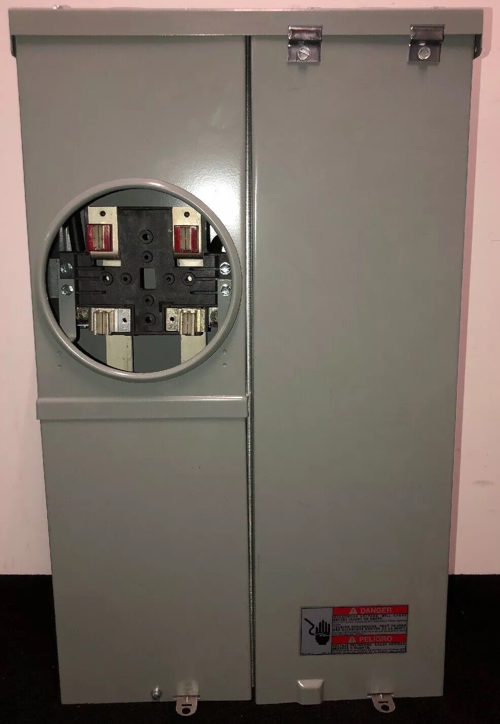 Eaton MBE24L125BTS 125A Outdoor Meter Breaker 4 Spaces 6 Circuits