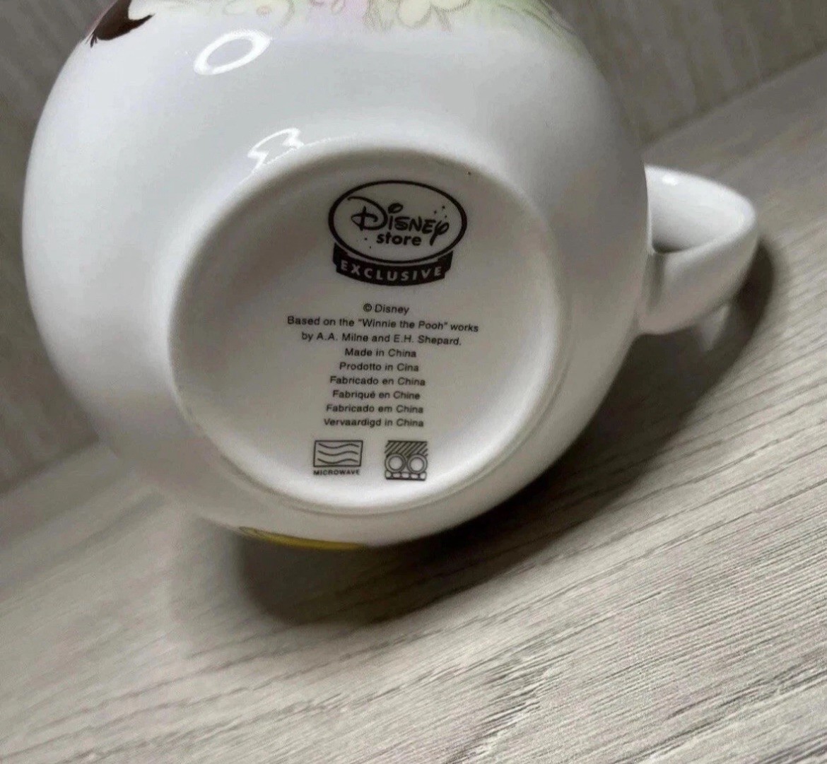 Winnie The Pooh Mug Disney Store Exclusive Lightweight Cup Mug Tableware Drinks