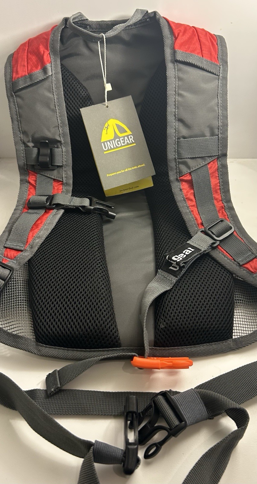 Unigear Hydration Pack Backpack with 70 oz 2L Water Bladder for Running, Hiki...