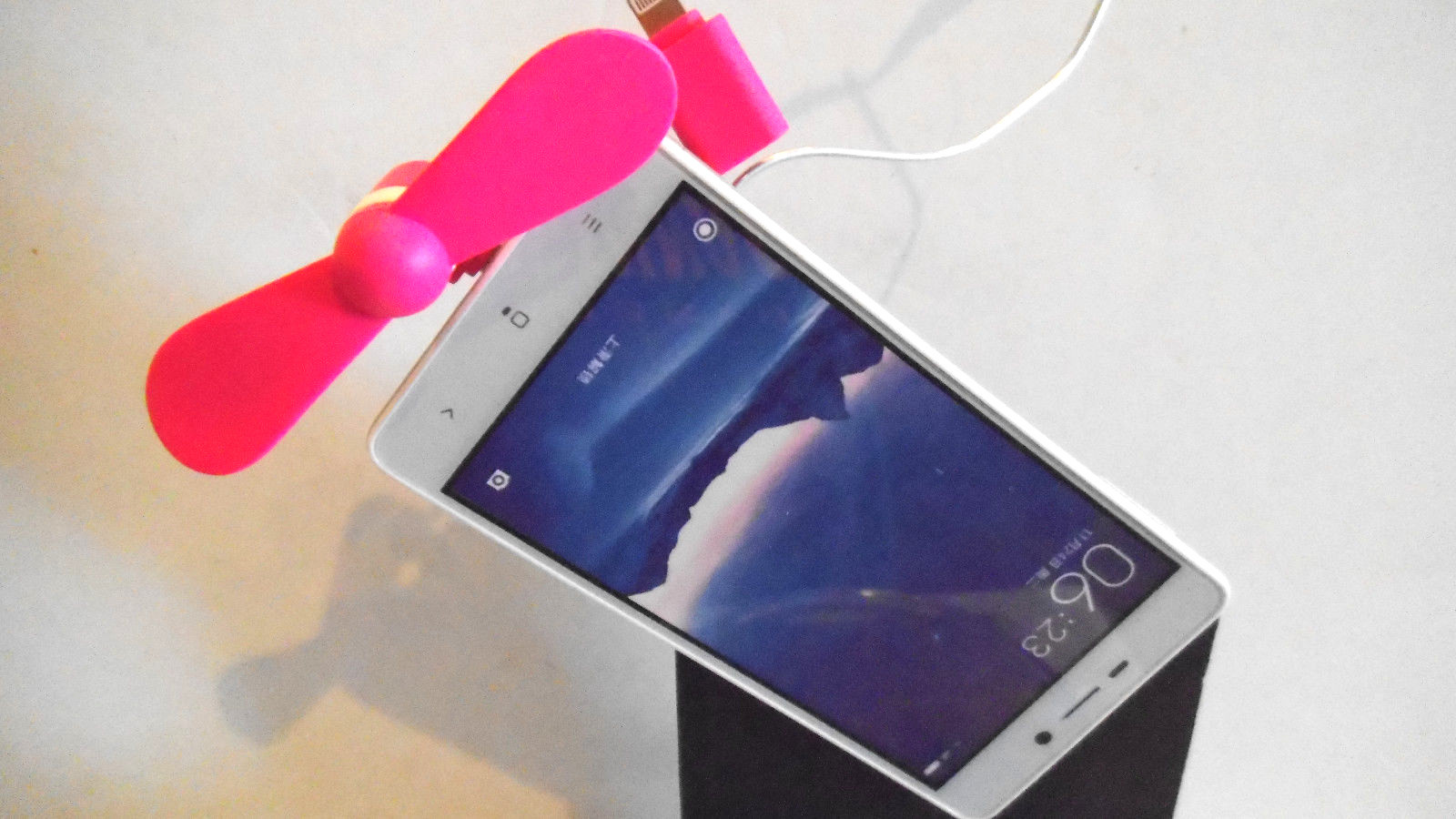Cell Phone Fan Fits Android Micro USB Smartphone 6 Colors Mini Cool Cooling