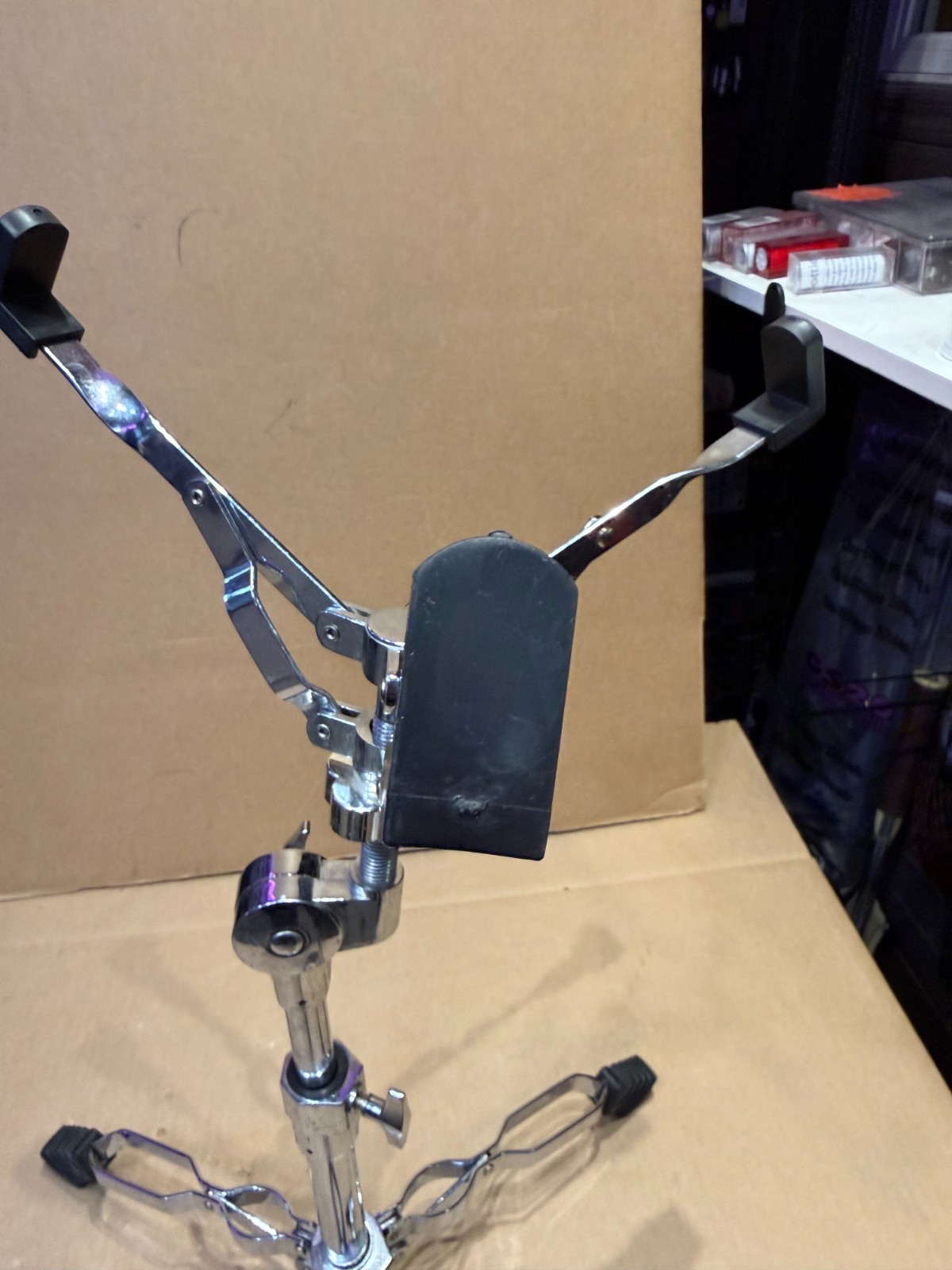 🥁 Double-Braced Snare Stand – 14″ Used – Unbranded