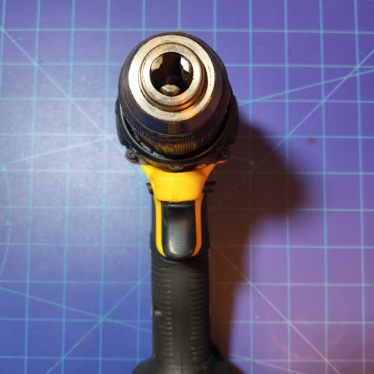 DEWALT DCD708 ATOMIC 20V MAX Brushless Cordless 1/2" Drill/Driver - Tool Only