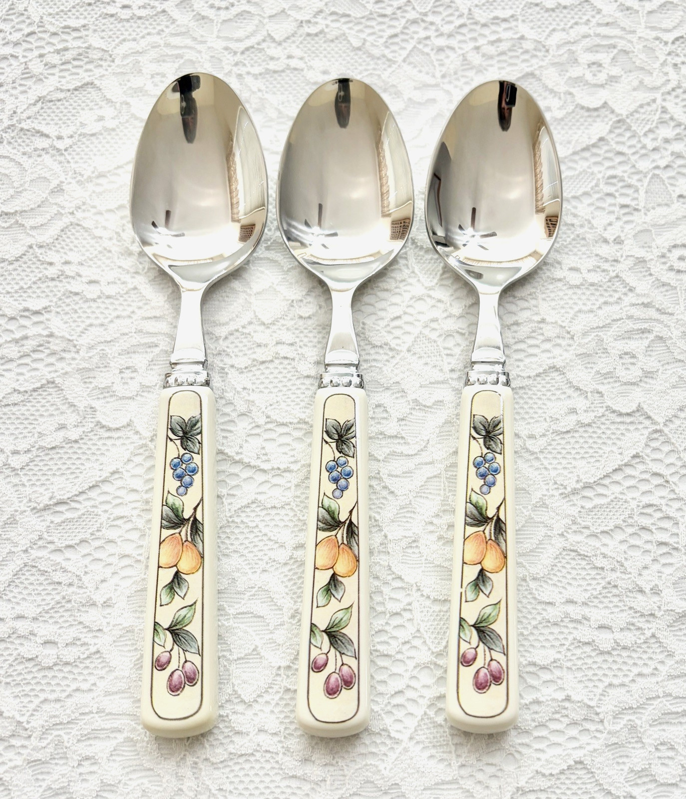 (3) Mikasa GARDEN HARVEST Stainless Teaspoons *FREE SHIPPING*