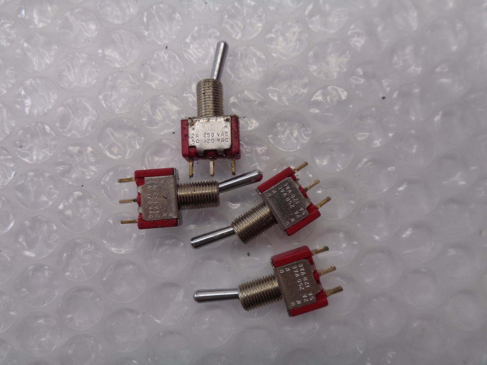 C&K 7101 TOGGLE SWITCHS LOT OF 4 NSNP