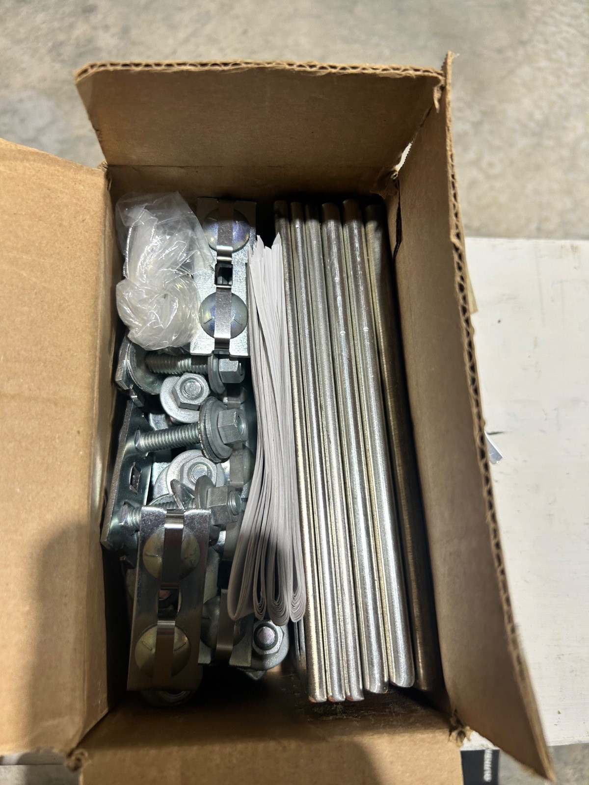 NEW ALLEN BRADLEY 2000A SPLICE KIT COPPER TIN PLATED 40114-810-12