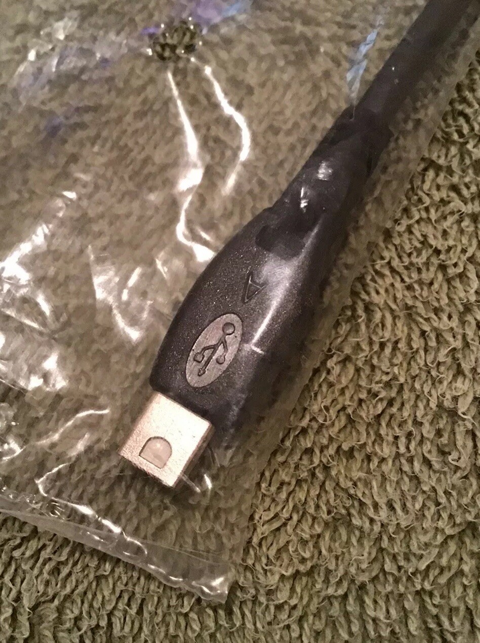 TEXAS INSTRUMENTS A-B MINI USB DATA CABLE TI-84
