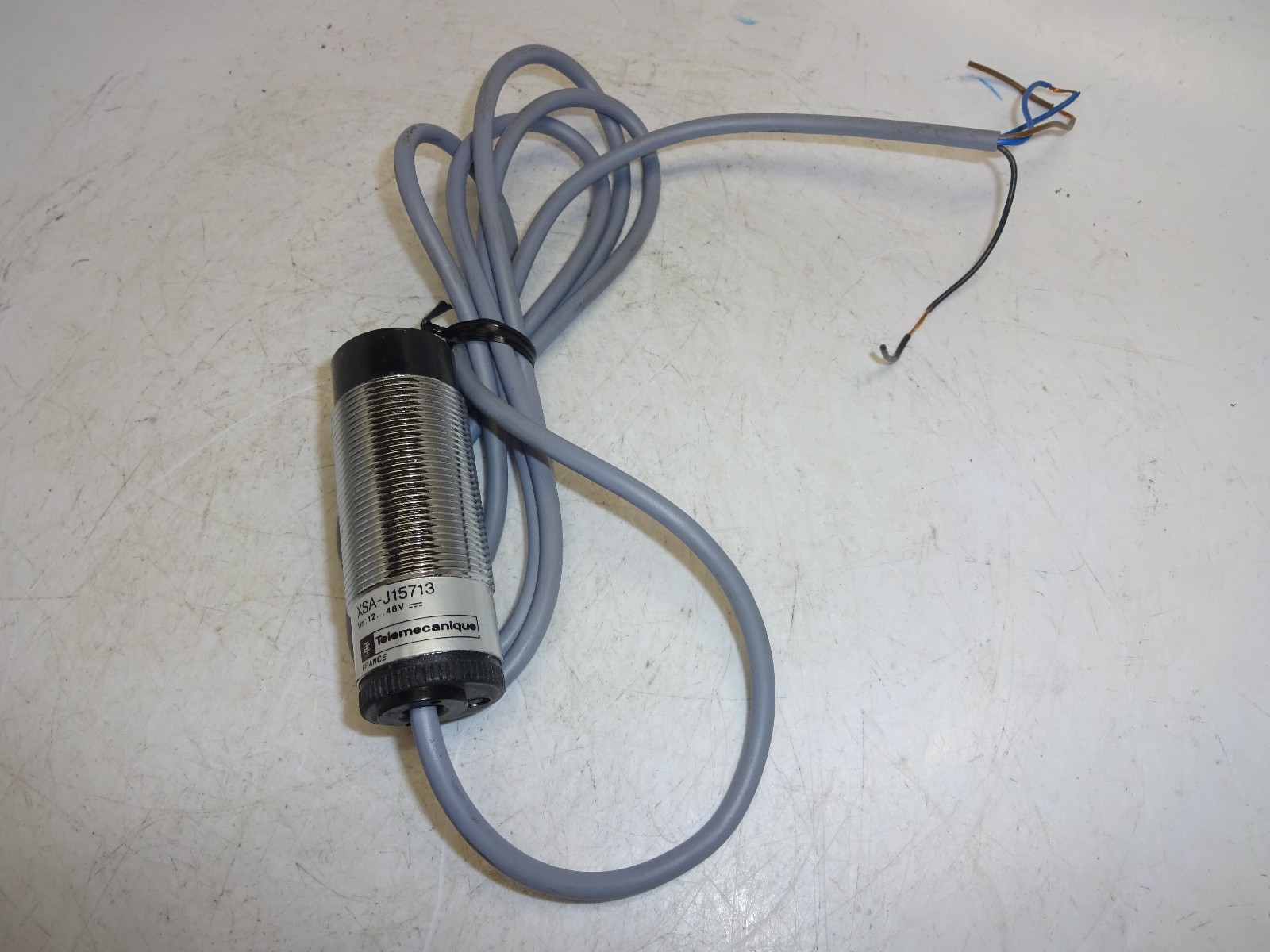 TELEMECANIQUE XSA-J15713 PROXIMITY SENSOR SWITCH