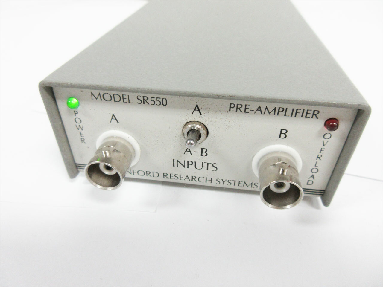STANFORD RESEARCH SYSTEMS SR550 FET VOLTAGE PREAMPLIFIER WITH CABLE SRS