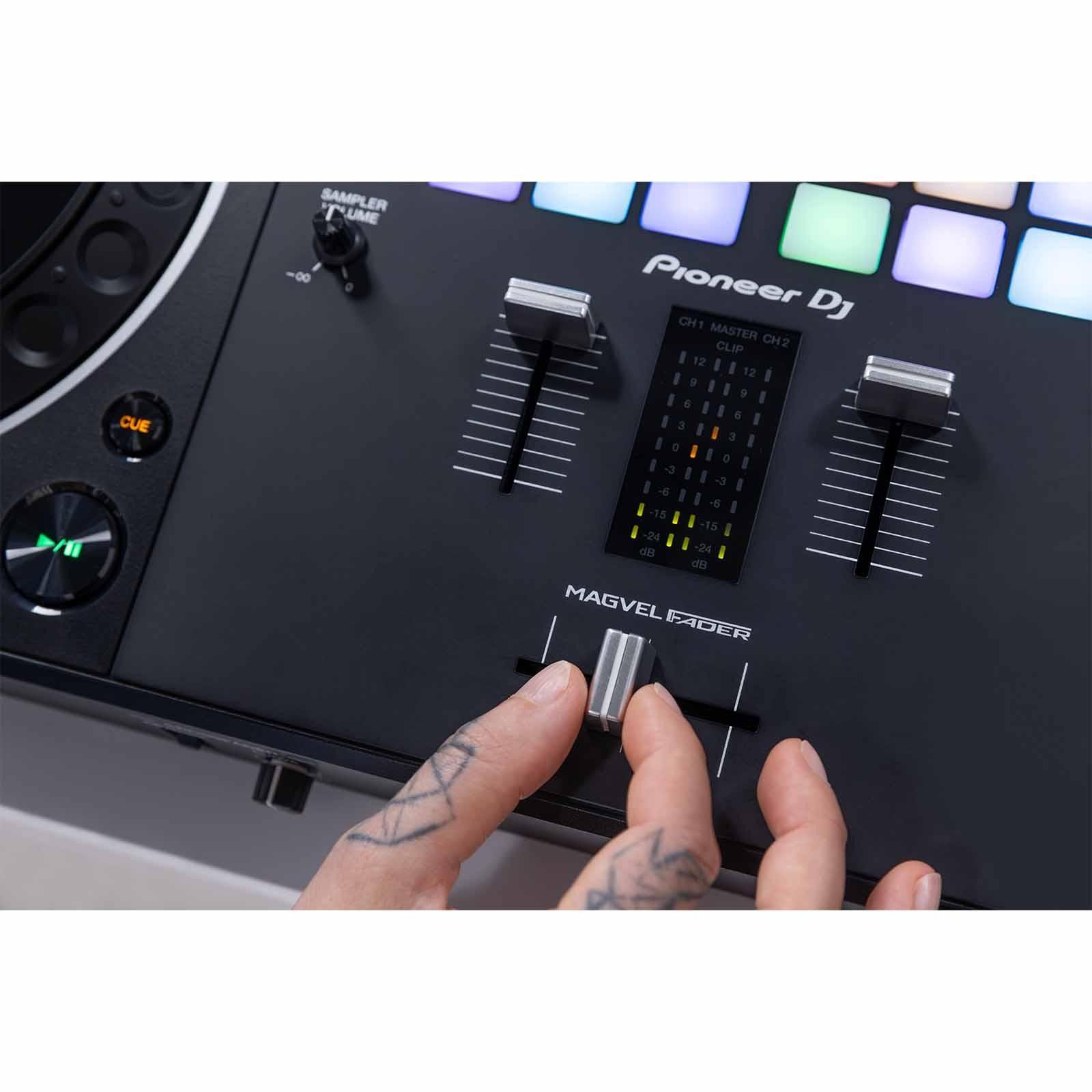 Pioneer DJ DDJ-REV5 Scratch-Style DJ Controller with Headliner Case
