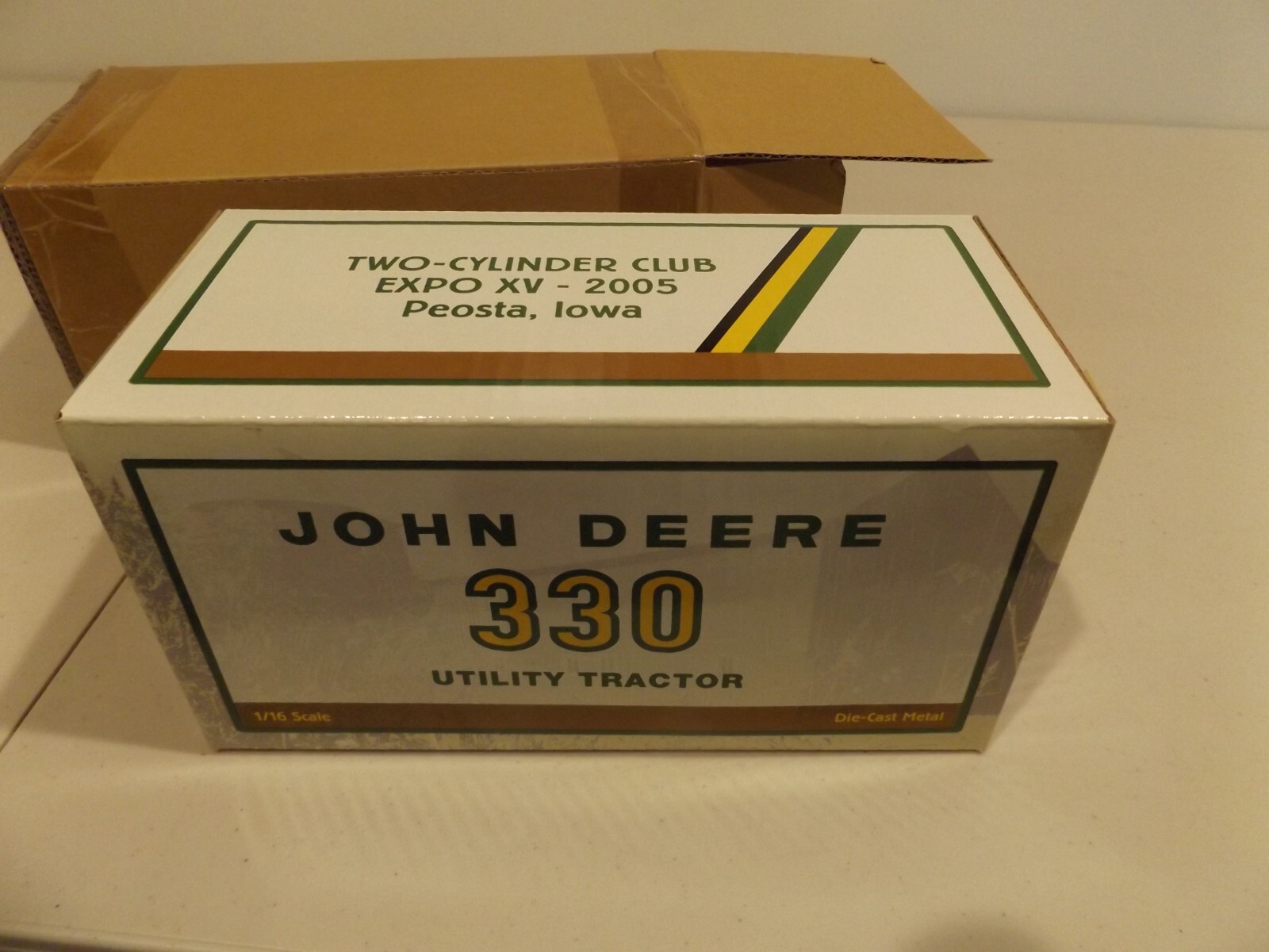 JOHN  DEERE "330"  S.E.  2-CYLINDER  CLUB,  EXPO  XV, 2005, #16131A