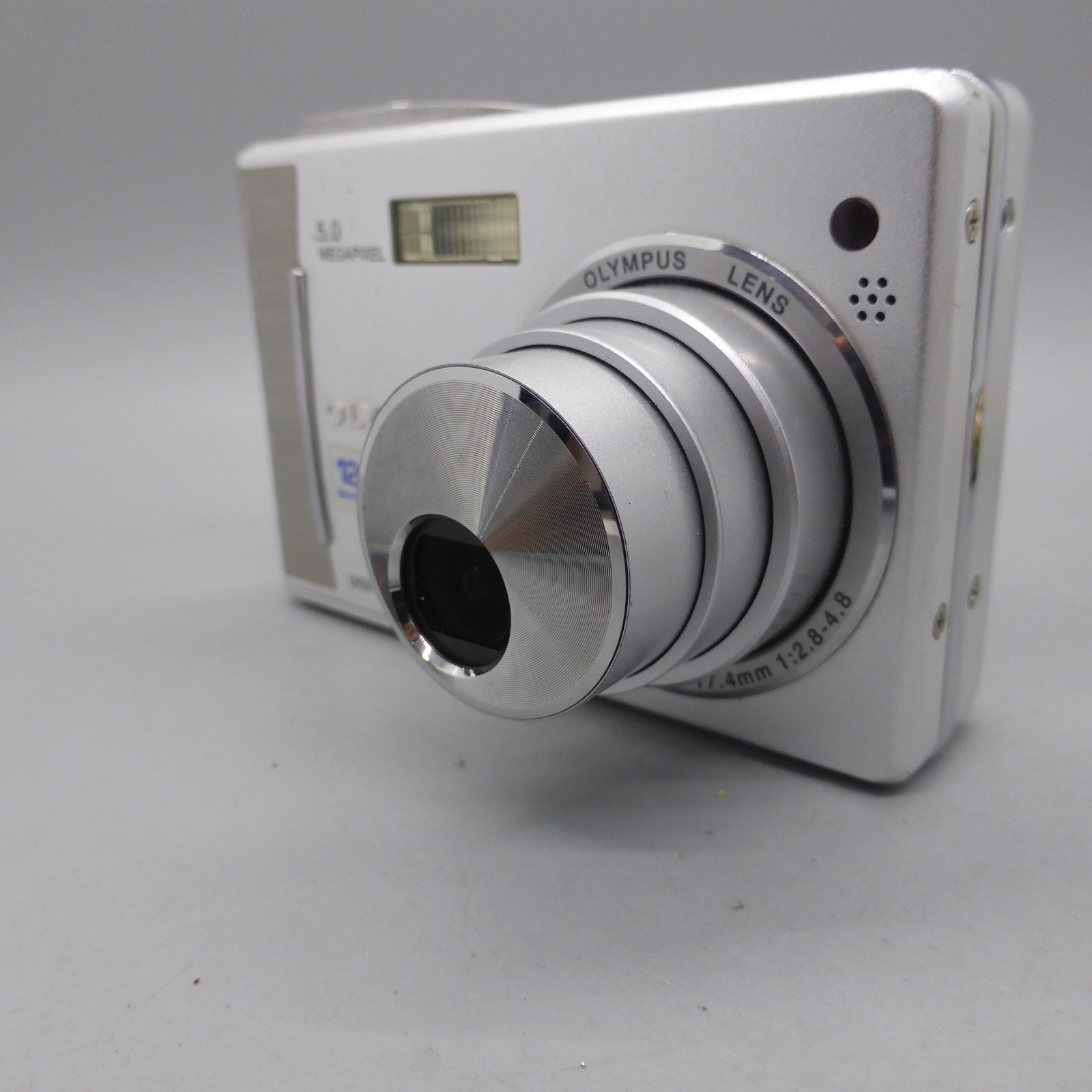 Olympus Digital Camera FE-5500 5.0MP Silver Tested