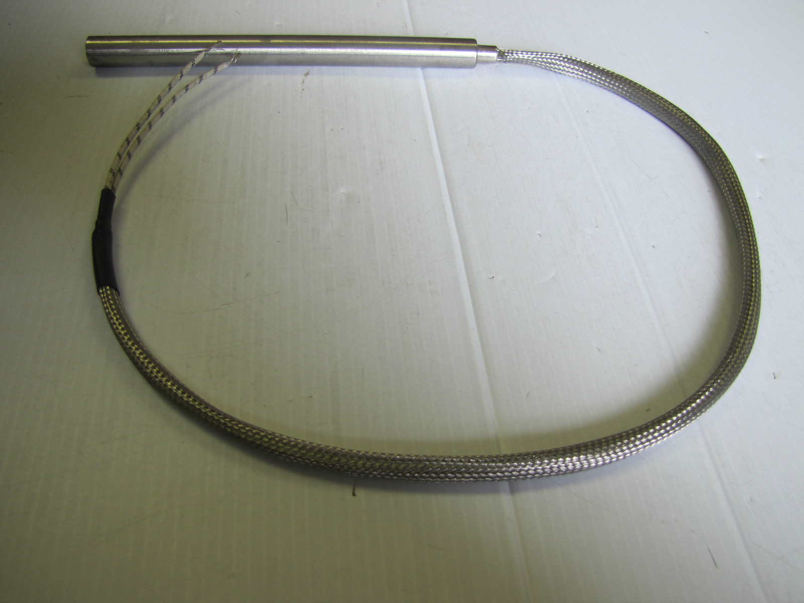 NEW NO NAME THERMOCOUPLE HEATER CPN81615 1000W-240V 8" HEATER 5/8" DIA 35"