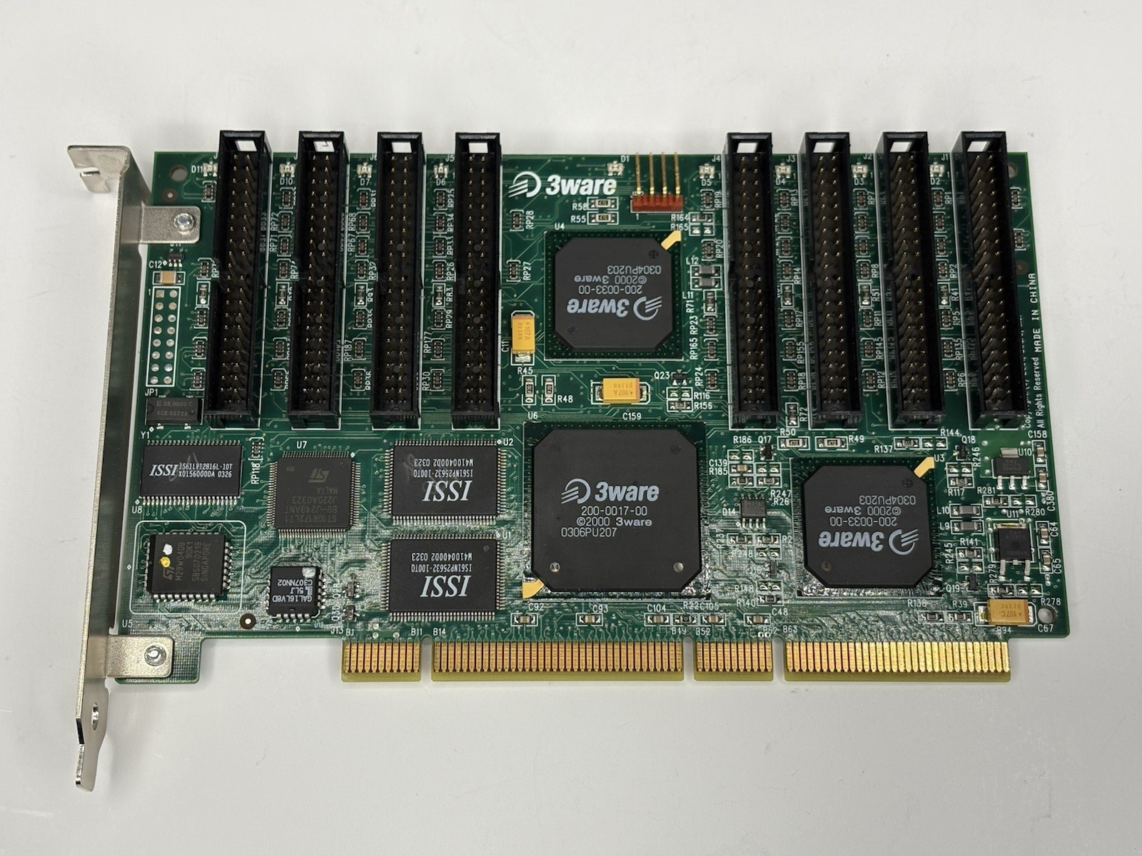 3ware Escalade 7500 PCI 64-bit 8-port ATA RAID 0/1/5/10 Controller 700-0101-01C