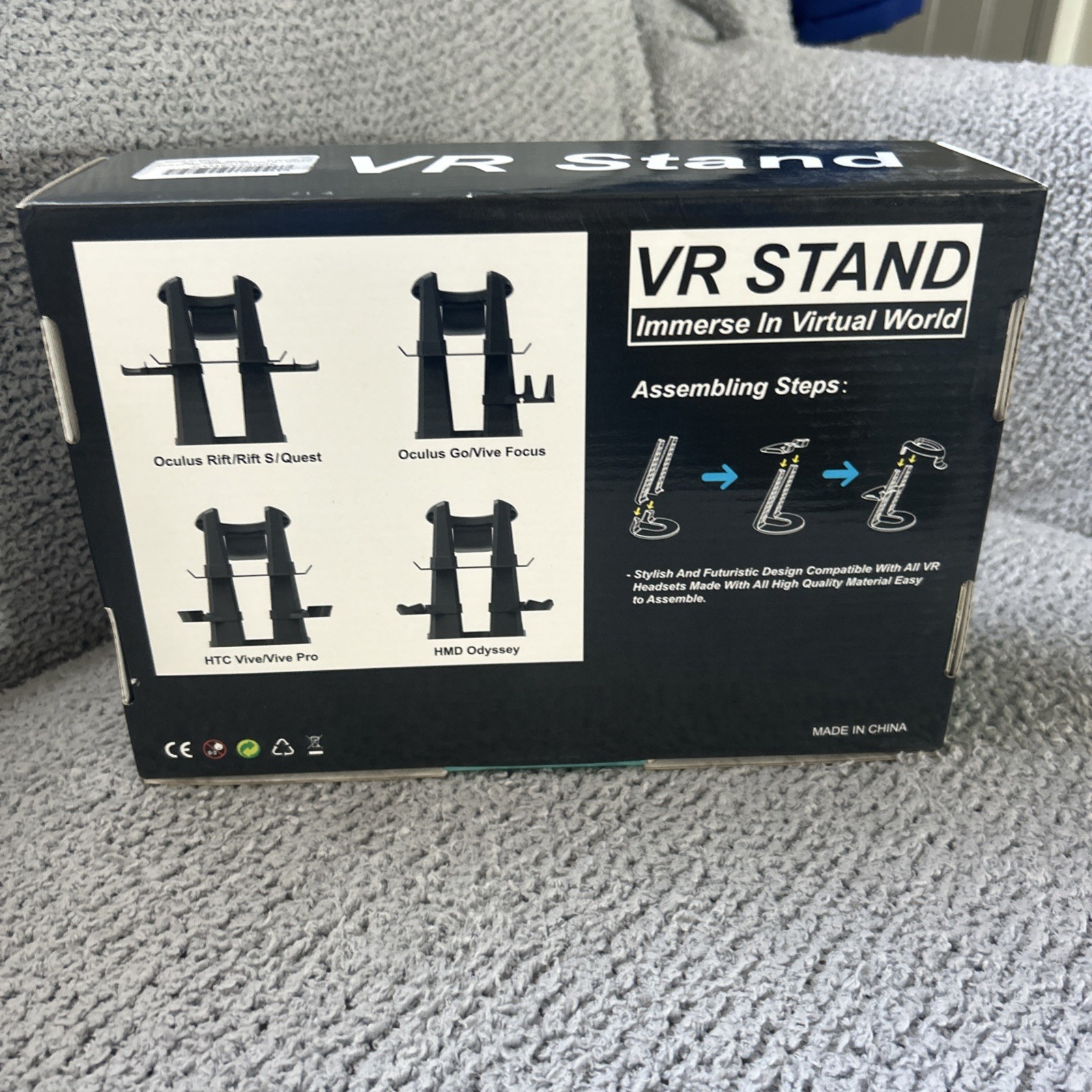 Universal VR Headset Stand Black Immerse in virtual world! Premium materials