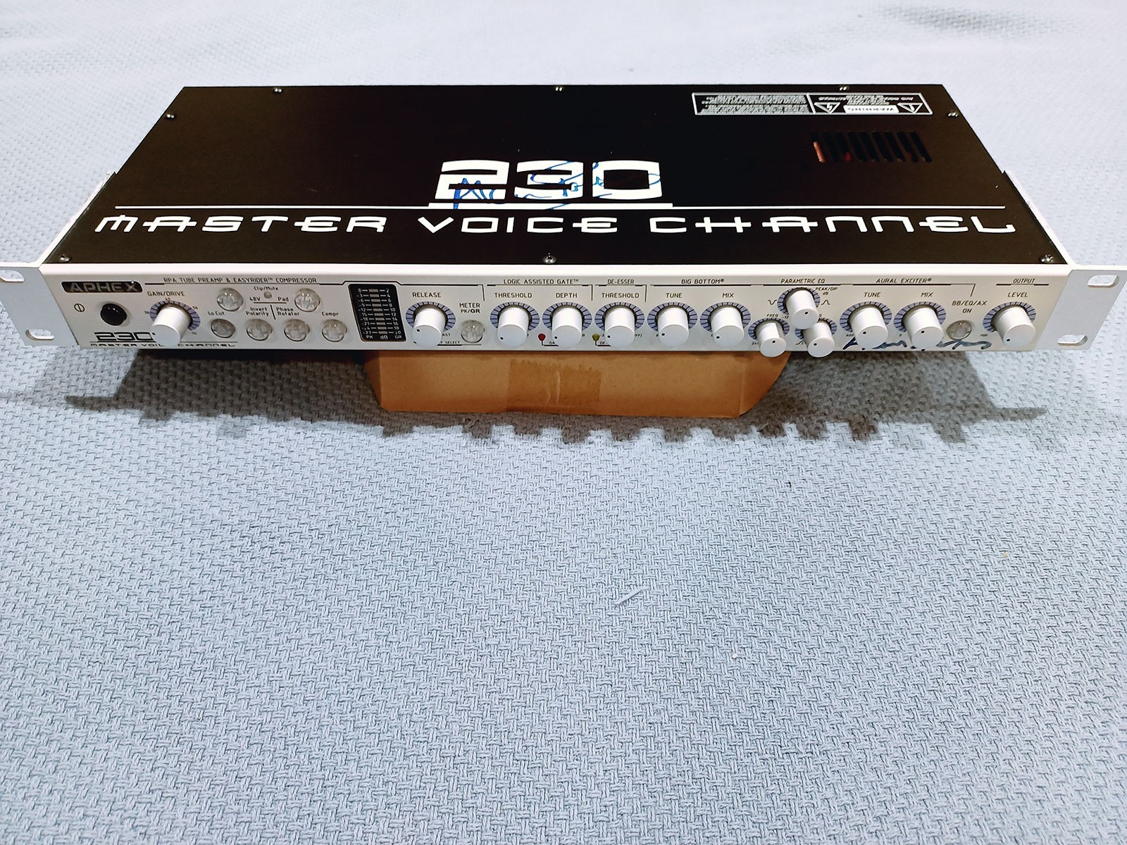 Alan Parsons owned Aphex 230 Master Voice Channel Pre/Eq/Aural Exciter/Big Botto