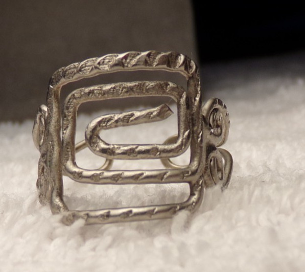 VTG ARTIST SILVER PLATE HAND SOLDER HAMMERED WIRE WORK WIDE BIG TOE RING SIZE 10