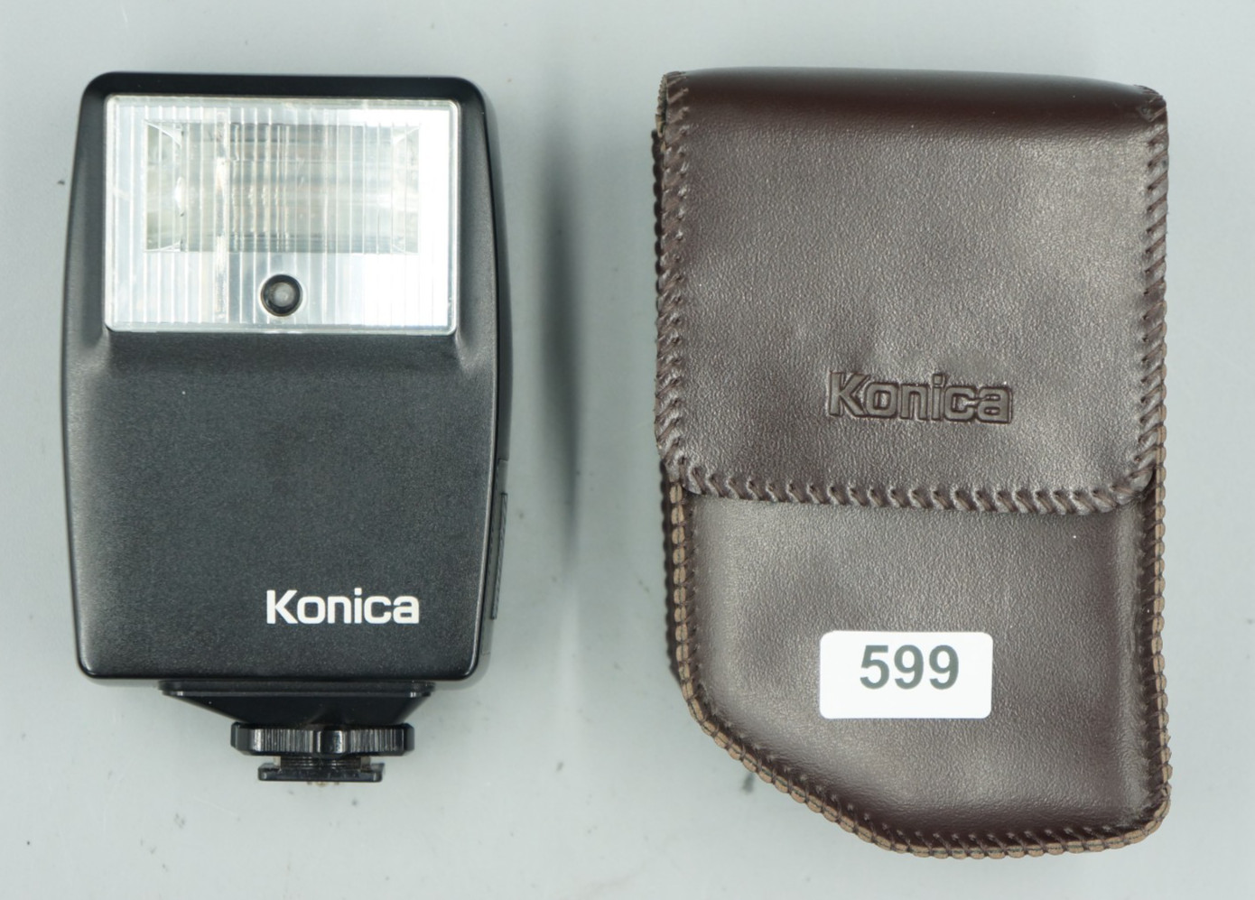 Konica X-18 Auto Hot Shoe Mount Flash f/ Konica SLR w/ Case #599