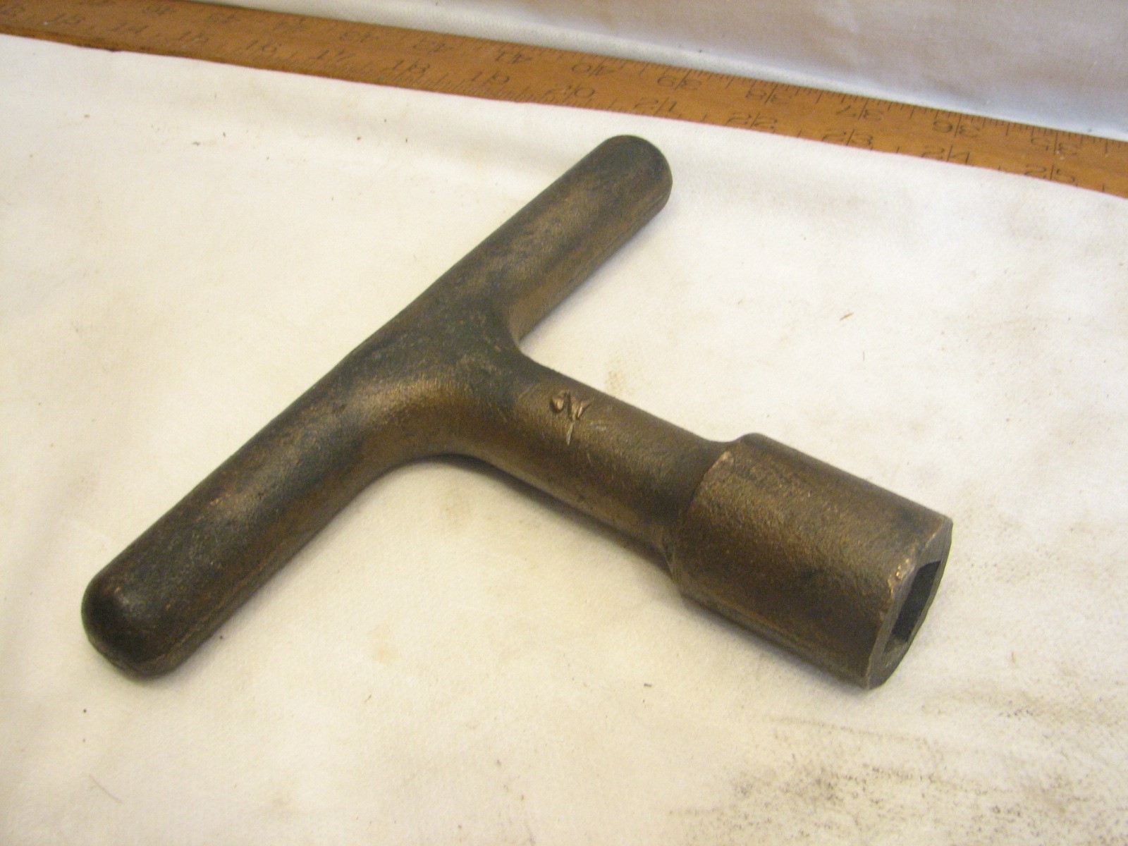 Vintage Solid Brass T-Handle Tool 5/8" Square Hole Wrench Steam Punk Fitter 2