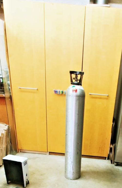 50LB ALUMINUE CO2 TANK FROM AIR GAS