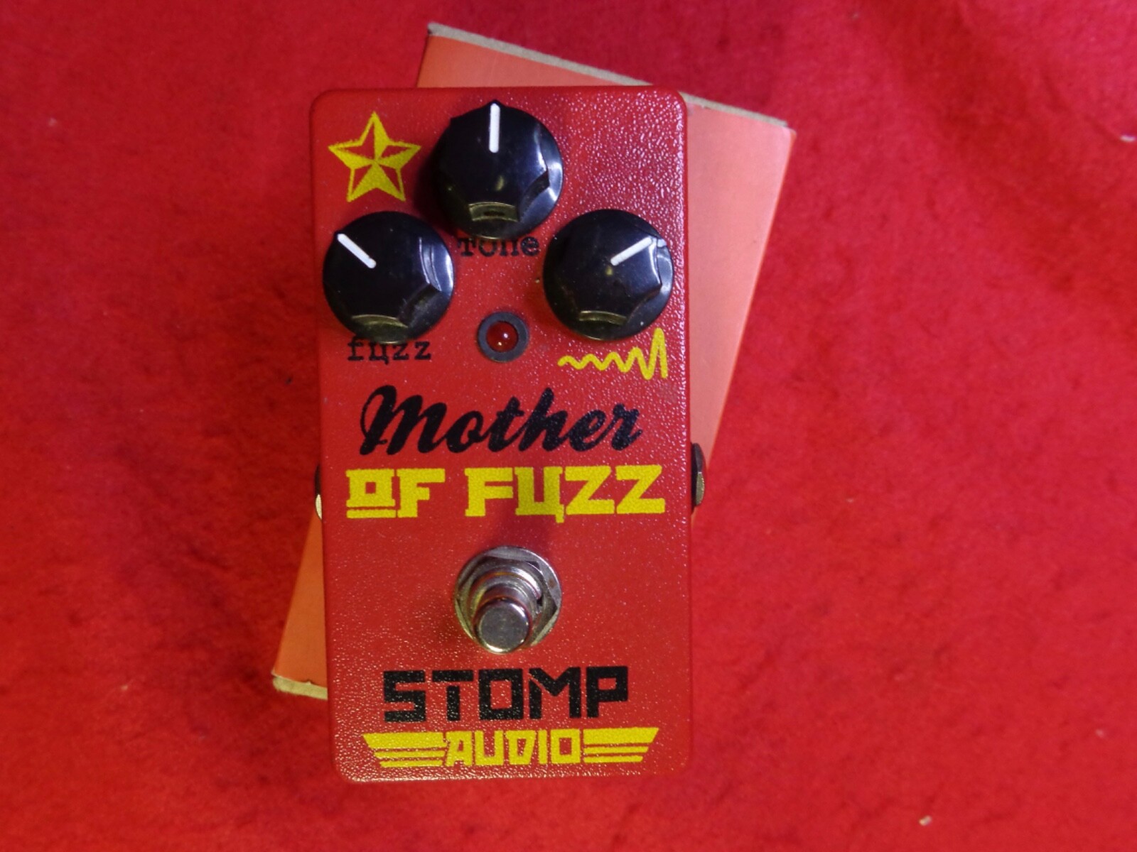Stomp Audio Labs Mother of Fuzz Germanium Fuzz