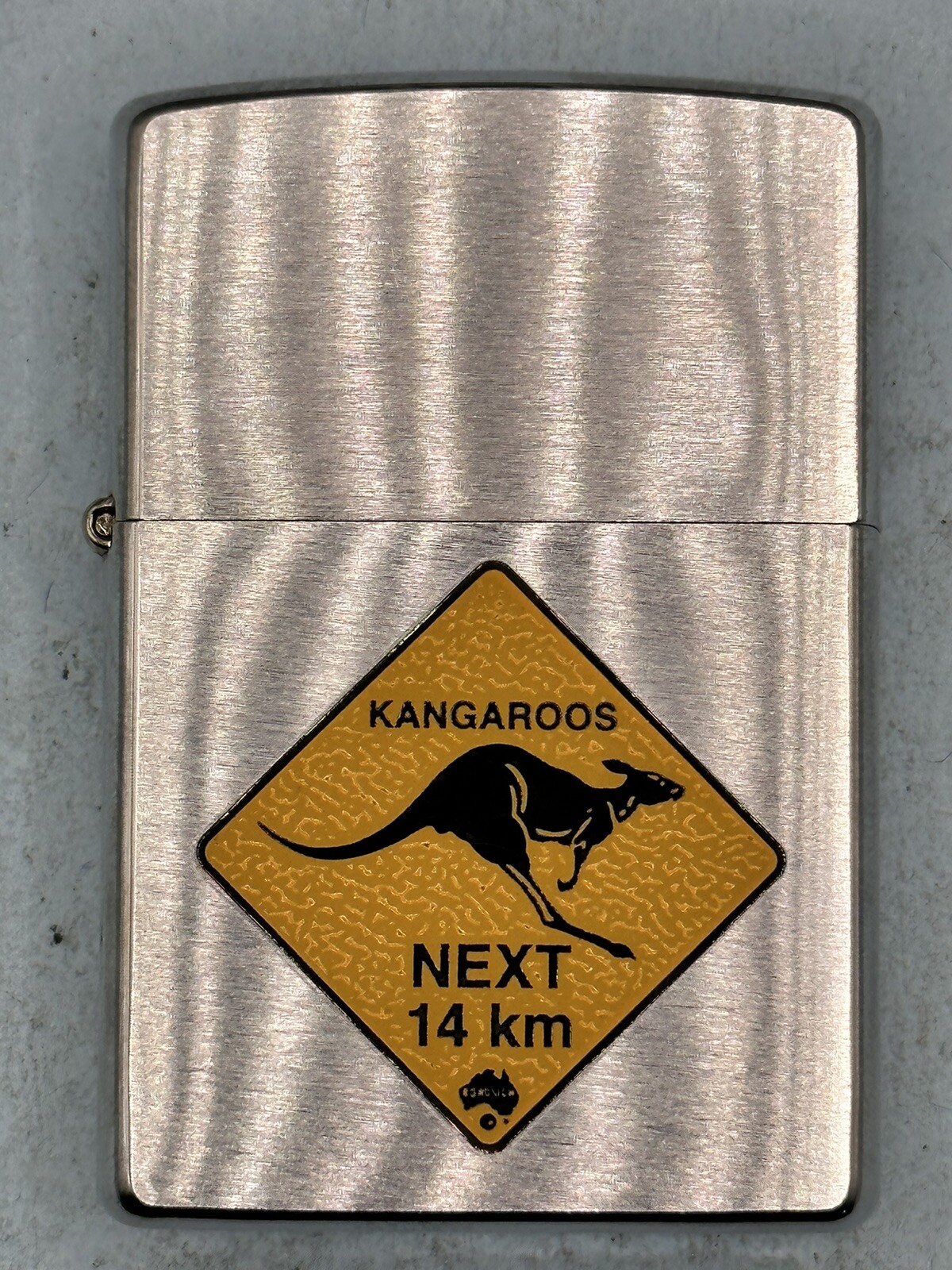 Vintage 2000 Kangaroos Crossing Next 14km Australia Chrome Zippo Lighter