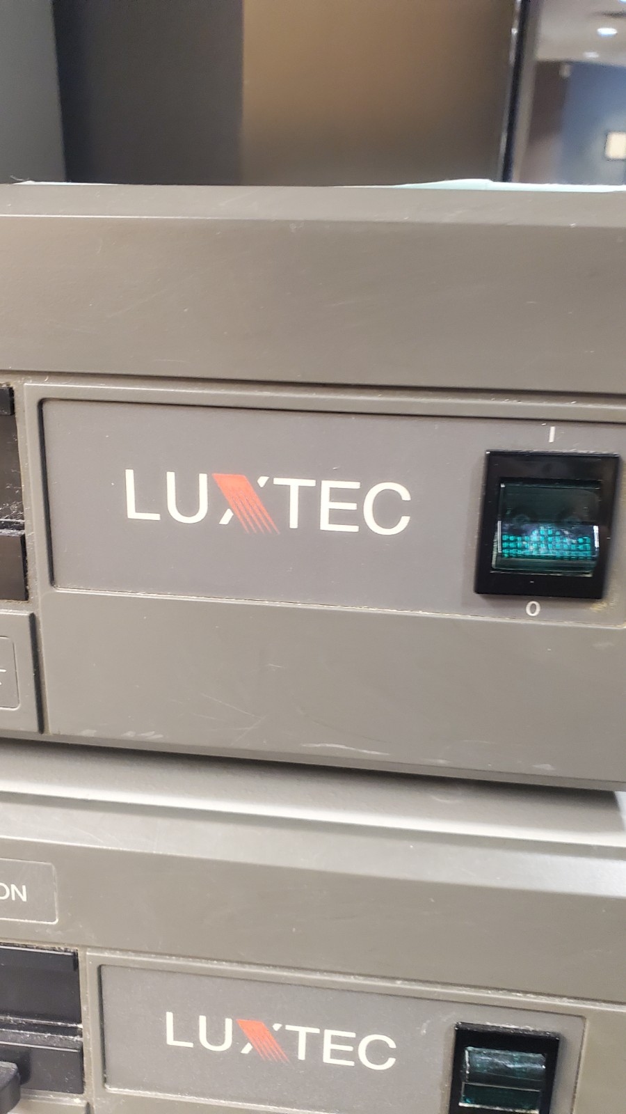 LUXTEC Model 9100 Xenon Light Source-FOR PARTS ONLY