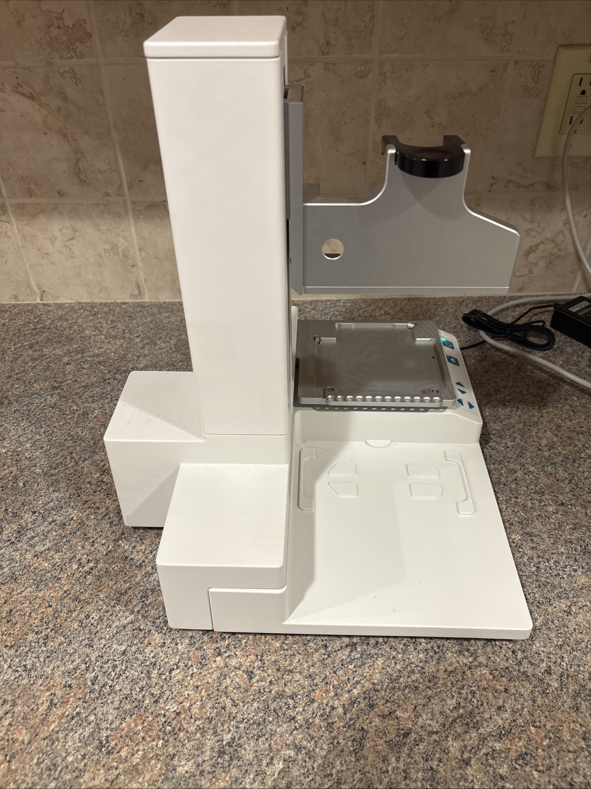 Integra Viaflow Assist Pipetting Robot / Please read description