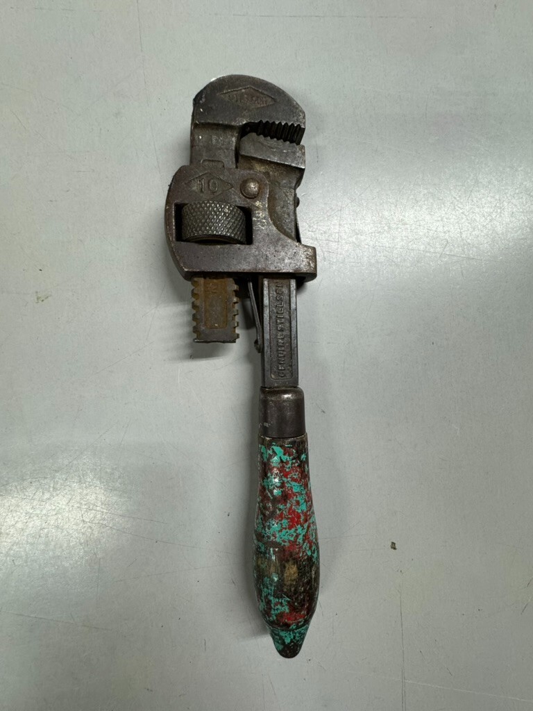 Vintage Genuine Stillson Walworth Mfg  Co.Boston Mass USA No.10 Pipe Wrench 10’’