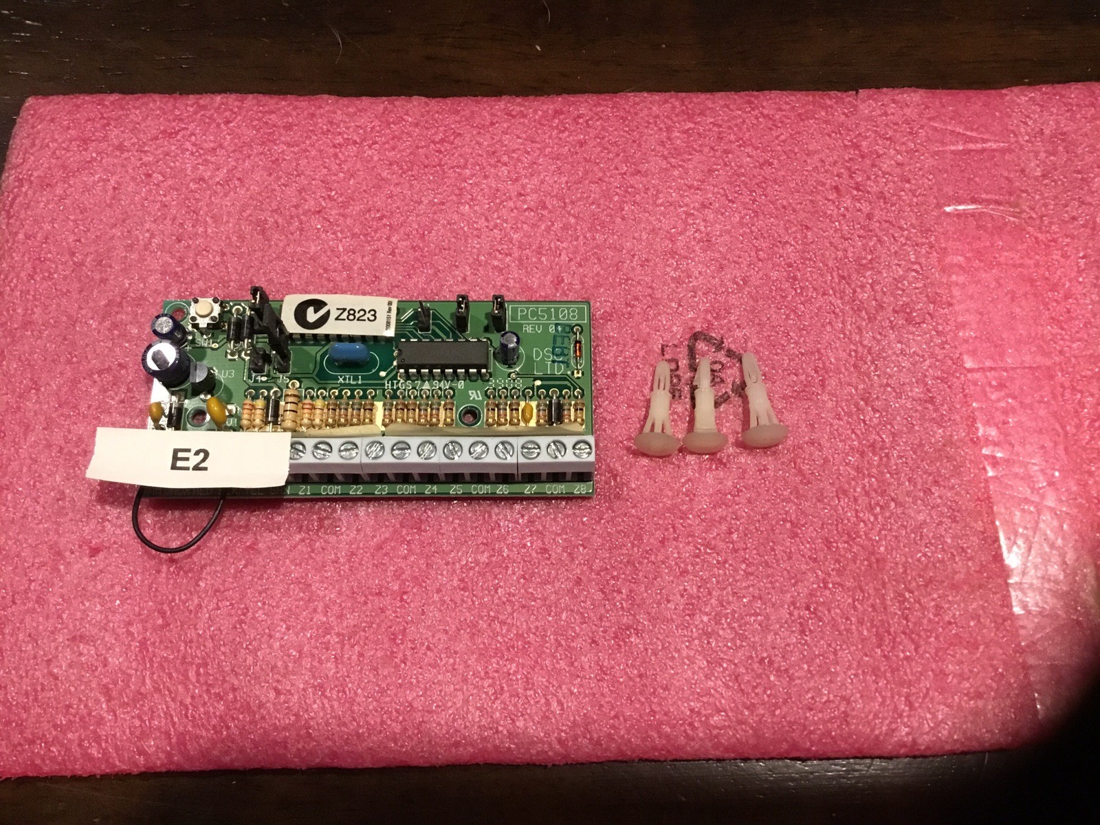 DSC PC5108 8 Zone Expander for Power Series PC1832 (TESTED)