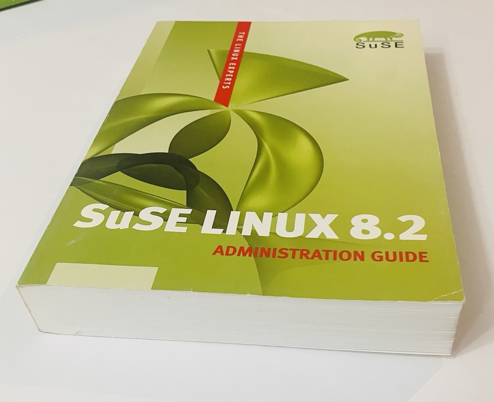SuSE Linux 8.2 Administration Guide 2003 Linux Manual Book
