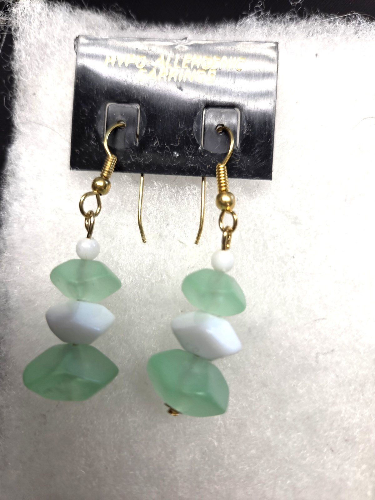 Vtg nos pierced dangling frost green white lucite bead Earrings