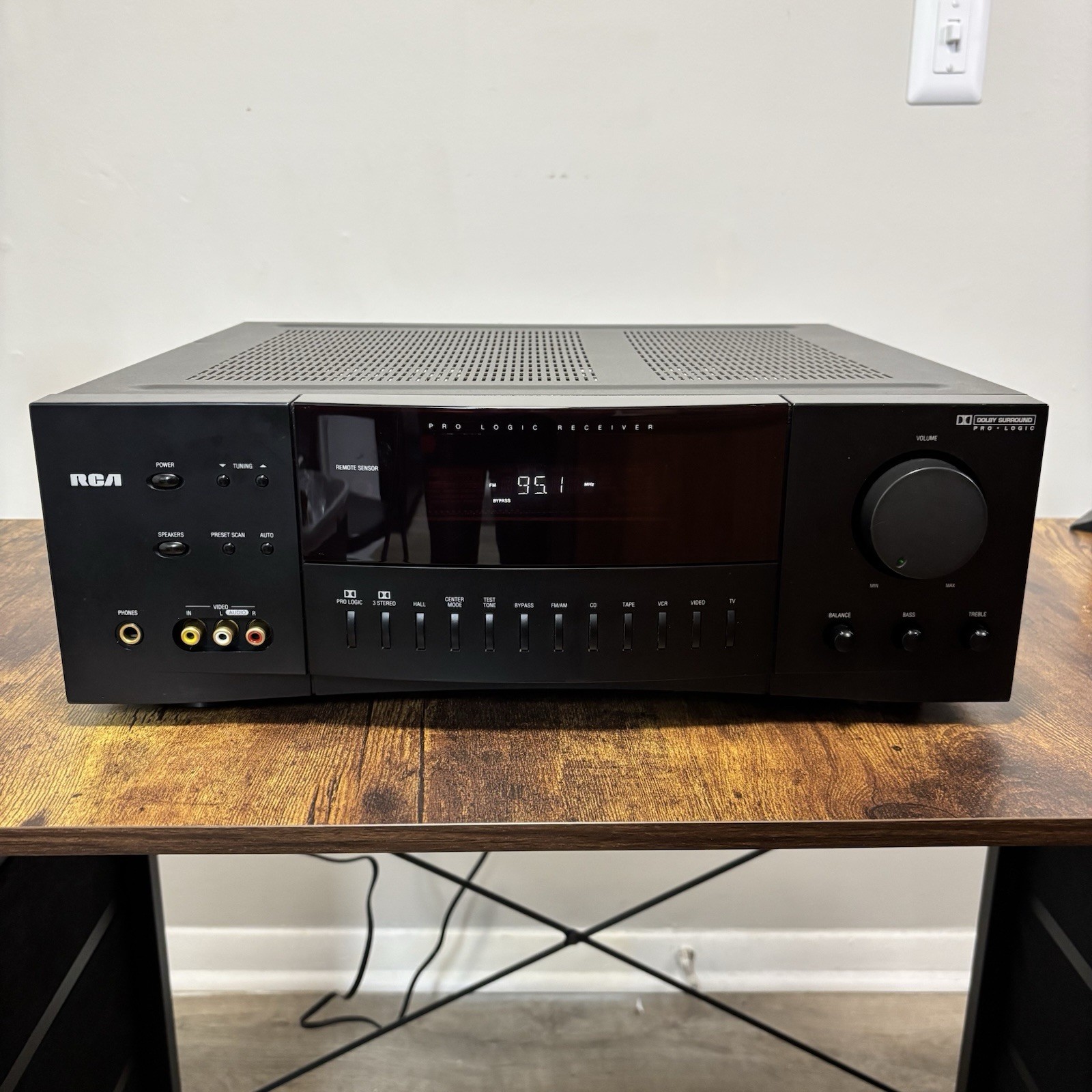 RCA RV-9968A Dolby Pro Logic Stereo AV Receiver AM/FM Tested Works No Remote
