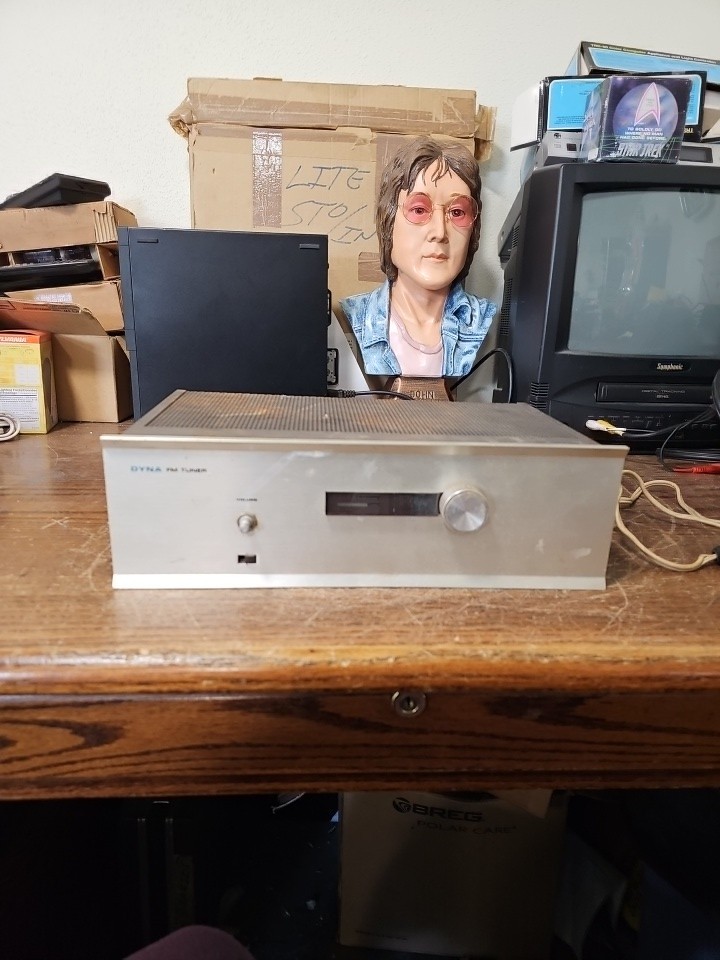 Dyna FM Tuner Model FM-3. For Parts.