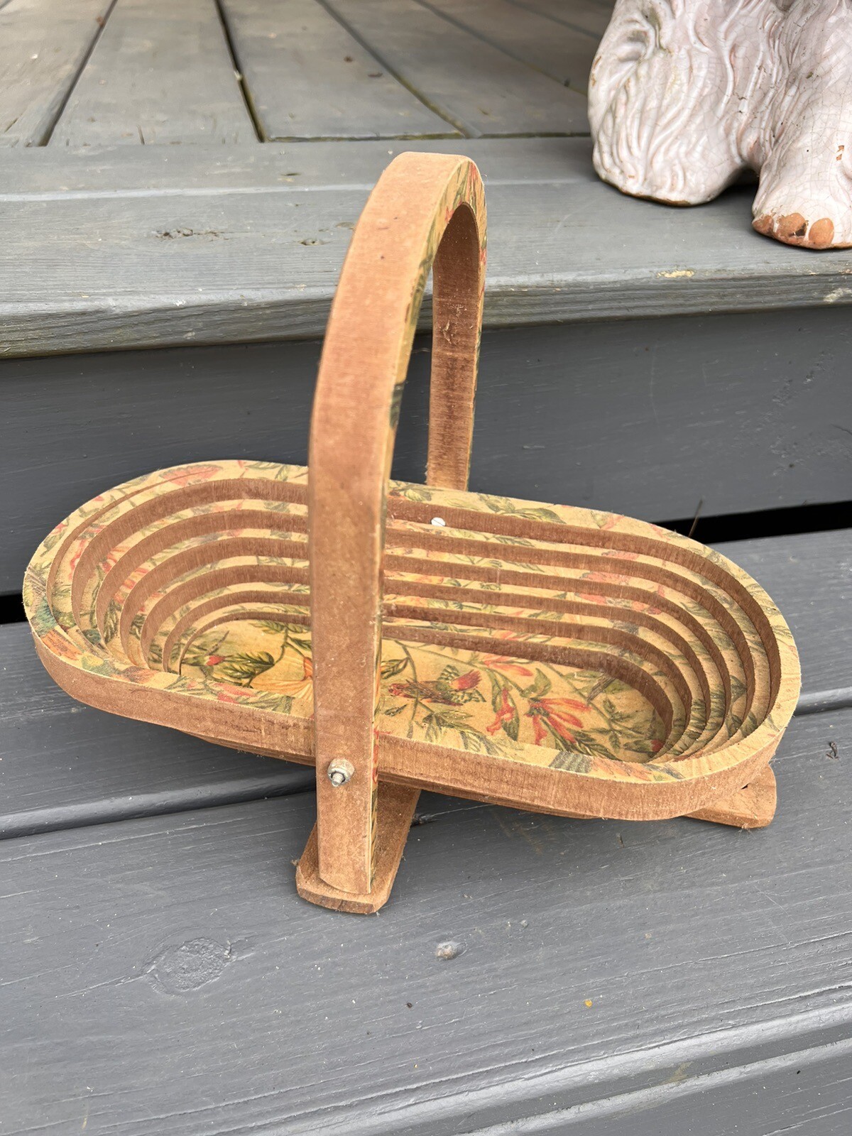 Expandable Wooden Basket W/Handle Flowers bird house design 10”x12”x6.5” Folds